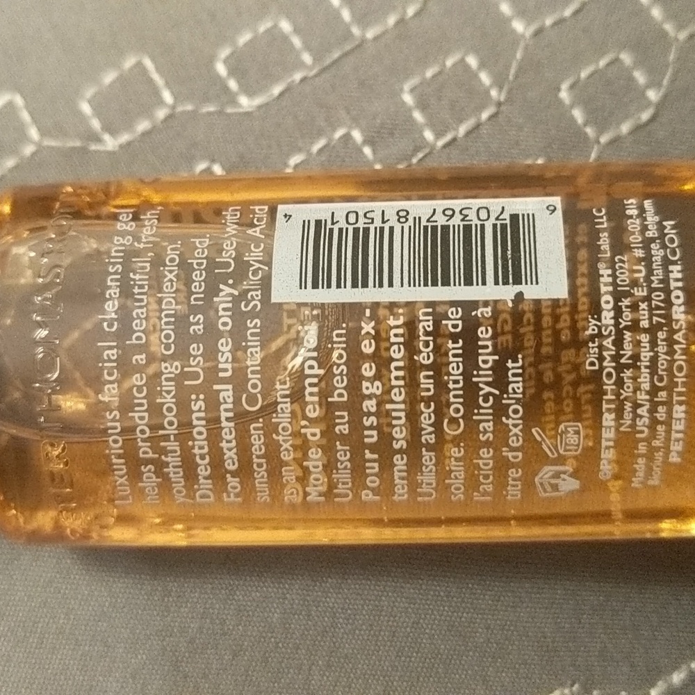 Anti-aging Cleansing Gel - Picture 2 of 3